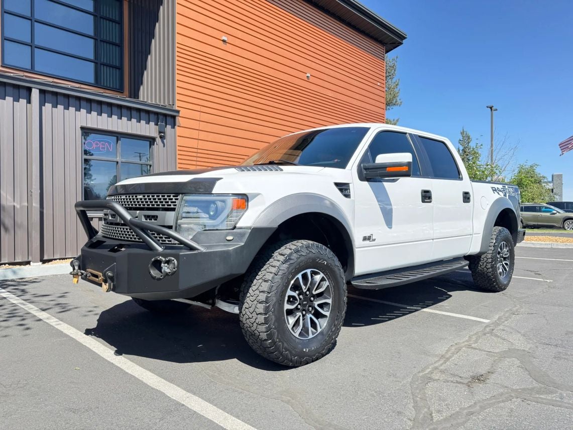 2014 Ford F-150 SVT Raptor in Oxford White — front three-quarter view