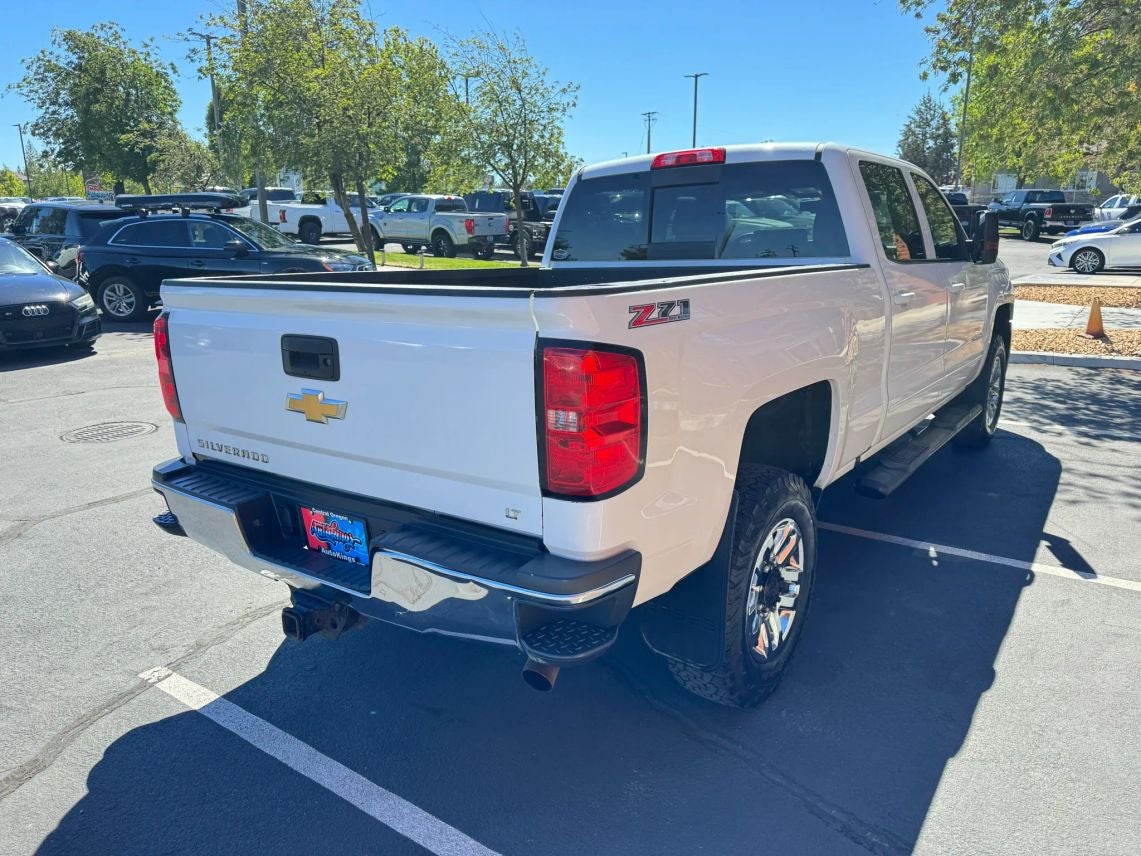 2017 Chevrolet Silverado 2500HD — detail view